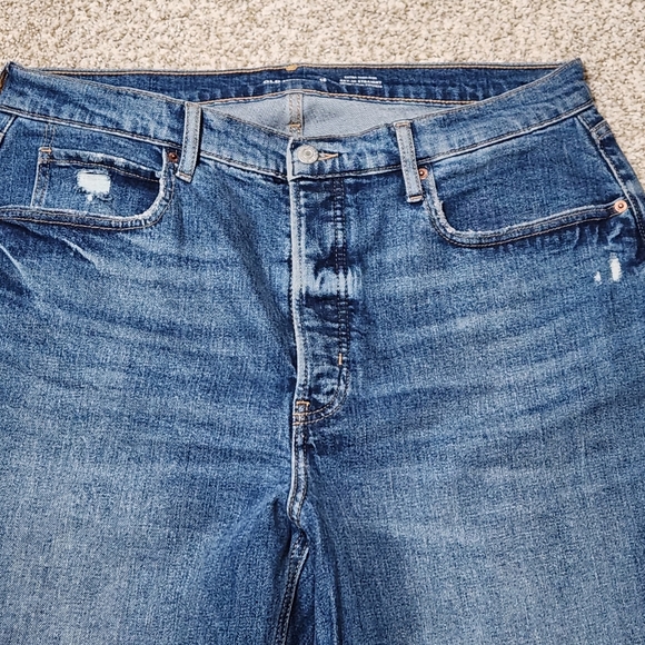 Old Navy Extra High-Rise Straight Jeans - Picture 2 of 5